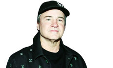 Ferrari’yle ölüme çarptı