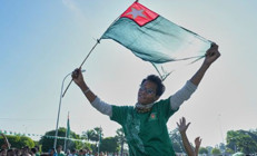 Myanmarda darbenin gölgesinde genel seçimler düzenleniyor