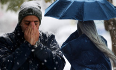 Yoğun kar yağışı ve sağanak geliyor: Meteorolojiden kuvvetli yağış, rüzgar ve buzlanma uyarısı | Her yer beyaza büründü: İşte kar tatili olan iller