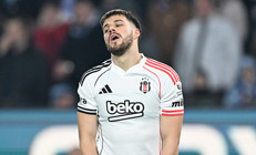 Beşiktaşta beklenen ayrılık gerçekleşiyor Yeni takımı ortaya çıktı