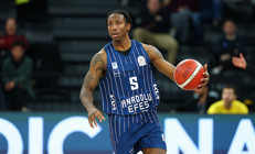 Anadolu Efes Paris Basketbolu konuk edecek