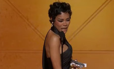 Bebeklerim, bebeklerim diye ağladı, ilk ödülünü aldı: İşte Altın Kürede en iyiler