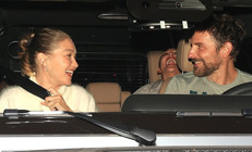 Ödüller sizin olsun aşkımız bize yeter