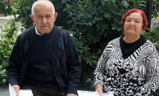 Kanser hastası çift satın aldığı asansörlü eve taşınamıyor Kiracıdan pes dedirten yanıt: Benim de bir hayatım var