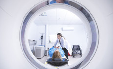 Gençti, sağlıklıydı, risk grubunda değildi ama hiçbiri hastalığı önleyemedi... Kanser olan onkolog yaşadıklarını anlattı: Neden ben diye uzun süre düşündüm