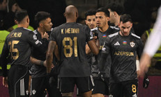 Karabağ, Frankfurtu 90 4te devirdi, umutlarını sürdürdü