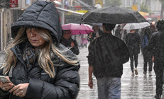 Sağanak ve karla karışık yağmur geliyor Meteorolojiden çok kuvvetli fırtına ve yağış uyarısı: 15 ilde alarm verildi