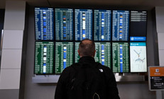 Kar fırtınası hava trafiğini felç etti: 1000den fazla uçuş iptal