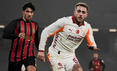 Galatasaraya Barış Alper Yılmazdan kötü haber