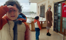 Uzak Şehir’den ince ‘bayrak’ mesajı