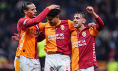 Galatasarayın, Manchester City maçı kamp kadrosu açıklandı Yunus Akgün kadroda