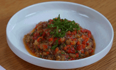 Köz patlıcan salatası tarifi (Videolu)