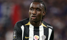 Fenerbahçenin yeni transferi Sidiki Cherif, imza için İstanbulda