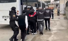 Silahlı eylem ve soygun hazırlığındaki 3 şüpheli, kaldıkları otelde yakalandı