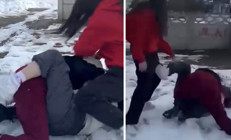 Okul çıkışında kız çocuklarına akranı olan kızlardan dayak