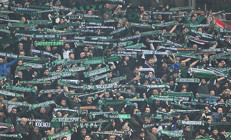 Kocaelispor, Beşiktaş maçının ardından kötü haberi duyurdu: Tribünden düşerek hayatını kaybetti