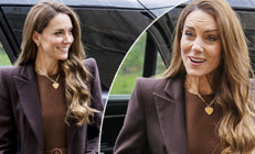 Bu yaşta nine elbisesini sana kim giydirdi: Bir de aşk kolyesi takmış boynuna