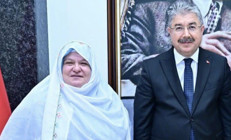 Belediye başkanını kıyafeti üzerinden hedef almıştı: İYİ Partiden ihraç edildi