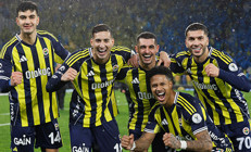 Fenerbahçede müjde Trabzonspor maçı öncesi geri döndü