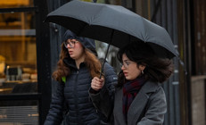 Hava sıcaklığı batıda artarken doğuda düşecek Kuvvetli yağış ve fırtına uyarısı: Hızı 70 kilometreyi bulacak