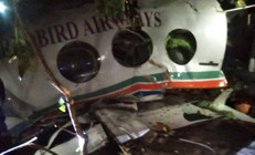 Hindistanda ambulans uçak düştü: 7 ölü