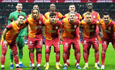 Galatasarayda Alanyaspor maçı öncesi kart tehlikesi 2 futbolcu Beşiktaş derbisinde olmayabilir