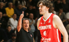 12 Dev Adam tur peşinde