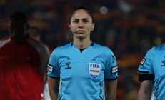 Süper Ligde 22 yıl sonra kadın hakem düdük çaldı