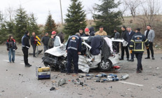 Nevşehirde üç araç birbirine girdi: 3 ölü, 6 yaralı