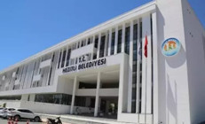 Mersinde Mezitli Belediye Başkanı Tuncer, restoranda çıkan kavgada darbedildi