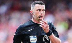 Türkiye - Kosova maçının hakemi Michael Oliver