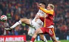 Trabzonspor - Galatasaray oynayacak, sonuç 4 takımı da etkileyecek Trabzonspor - Galatasaray oynayacak, sonuç 4 takımı da etkileyecek