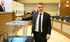 Bursa Büyükşehir Belediyesi AK Partiye geçti