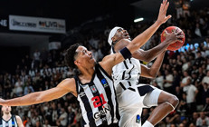 Beşiktaş avantajı kaptırdı