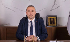 Özkan Yalım, CHPden ihraç edildi