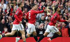 Manchester United, Liverpoolu puansız yolladı