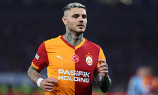 Galatasaraydan ayrılmaya hazırlanan Icardiye sürpriz talip
