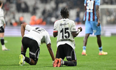 Beşiktaşta sezon istikrarsız ve kupasız geçti 34 futbolcuyla yollar ayrıldı
