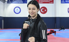 Milli tekvandocu Elif Sude Akgül, Avrupa şampiyonu oldu