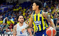 Fenerbahçe Beko, Anadolu Efes serisinde 1-0 öne geçti