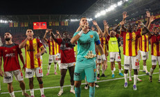 Göztepe kalecisi Lis, Lech Poznan yolcusu
