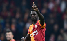 Galatasaraydan Davinson Sanchez kararı