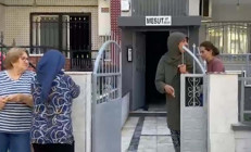 Eşini silahla öldürüp kızını yaraladı