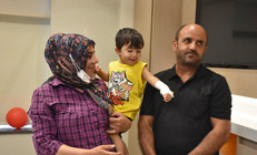 İki çocuğunu aynı hastalıktan kaybeden anne, böbreğiyle Doruk’a hayat verdi