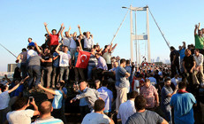 15 Temmuzun 10uncu yılında siyasilerden ortak mesaj: Milli irade teslim alınamaz