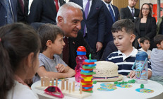Bakan Ersoy: Kütüphaneleri üretim ve fırsat merkezlerine dönüştürüyoruz