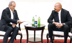 Pezeşkiyan ve Aliyev arasında güldüren su diyaloğu