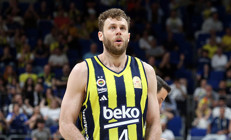 Nicolo Melli: Katıldığımız her turnuvada şampiyonluk hedefliyoruz Nicolo Melli: Katıldığımız her turnuvada şampiyonluk hedefliyoruz