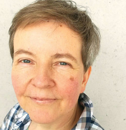 12 dilde Ahmet Ümit’i konuşacaklar