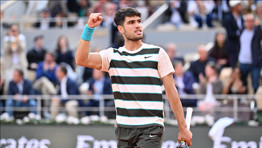 Carlos Alcaraz 1 numarayı garantiledi